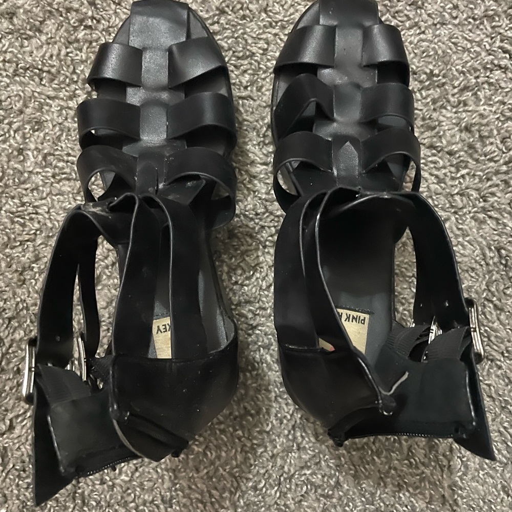 Pink Key Heels - Picture 3 of 4